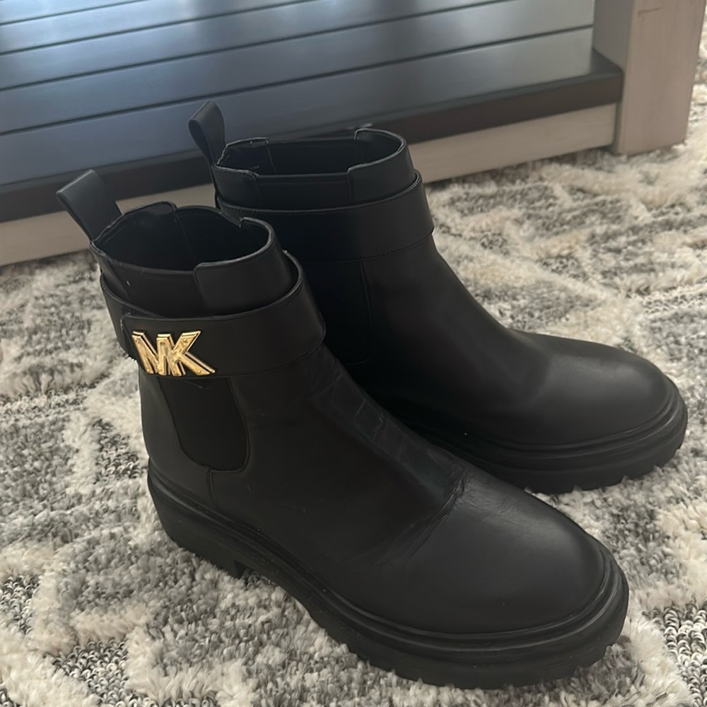 Mk Boots - image 1
